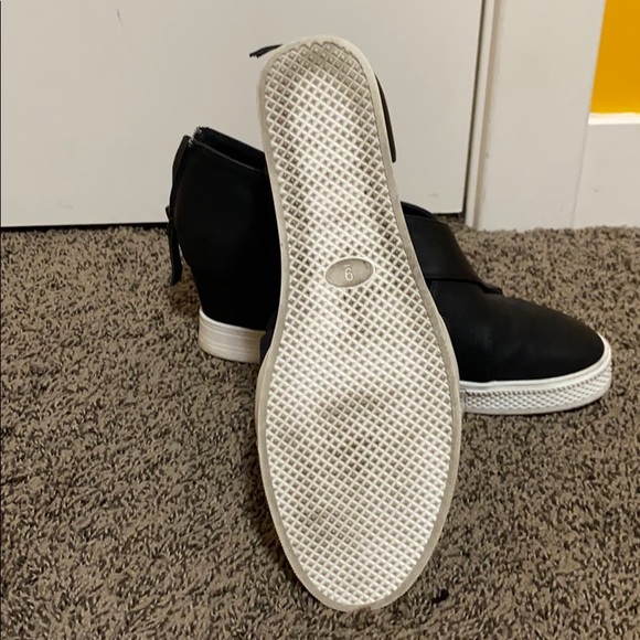 Black Platform Shoes - Picture 6 of 6